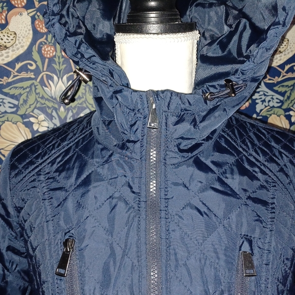 Navy quilted jacket - Picture 3 of 6